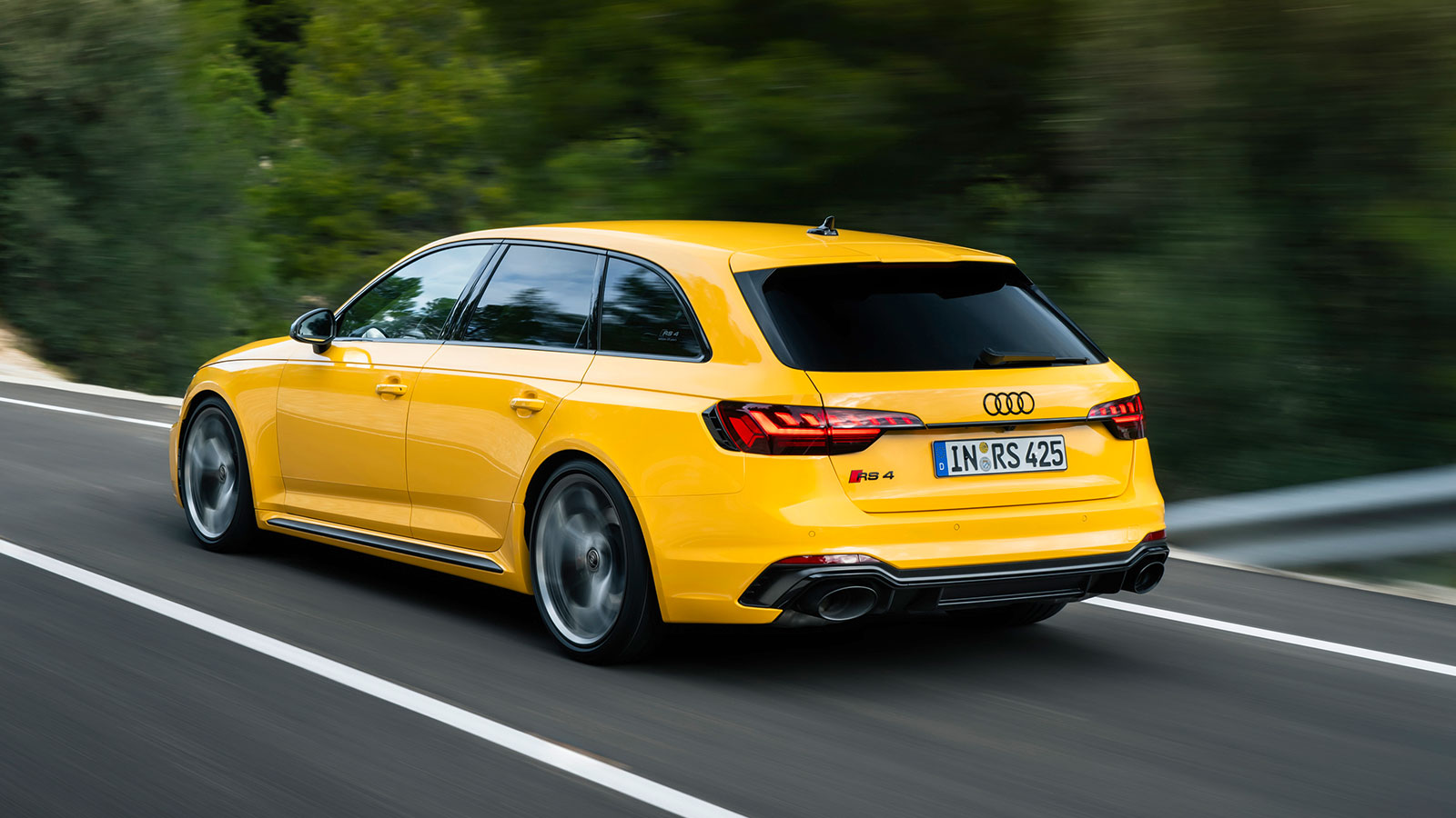 Ντεμπούτο με 470 ίππους για το Audi RS 4 Avant edition 25 years